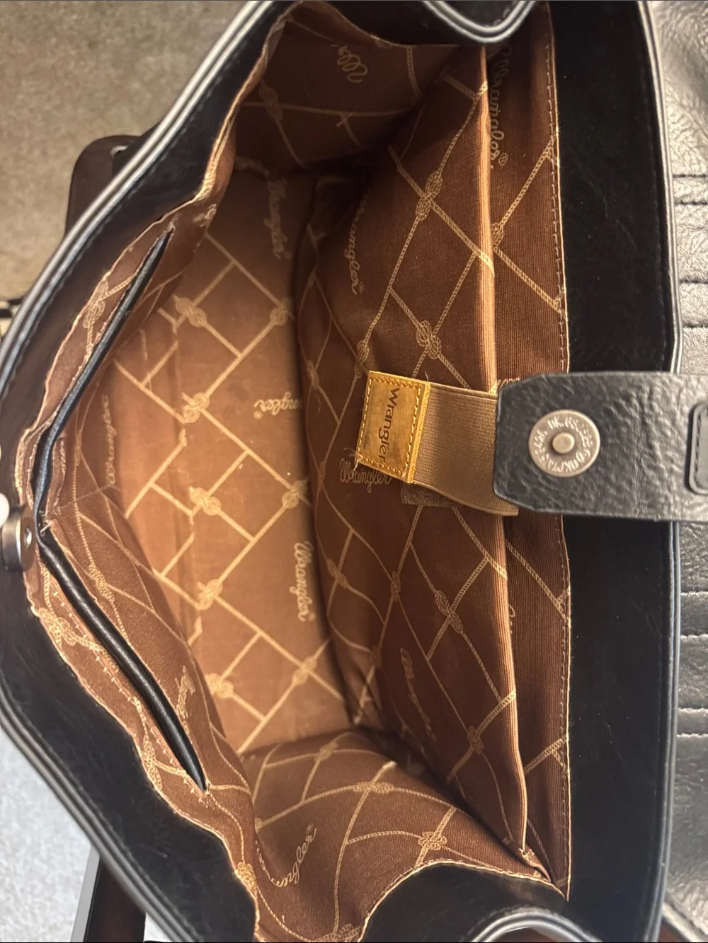 Wrangler Black Faux Leather Briefcase with Tan Patch